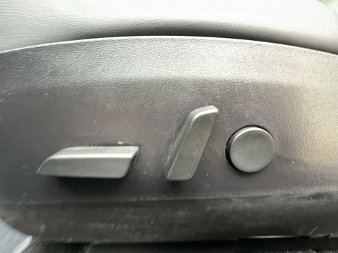 Used 2020 Tesla Model 3 Long Range image 14