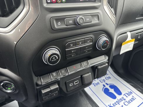 New 2026 Chevrolet Silverado 3500 W/T image 21