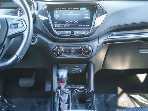 Used 2023 Chevrolet TrailBlazer RS w/ Sun and Liftgate Package image 13