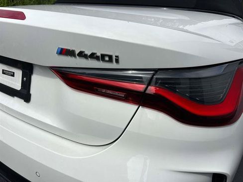 Used 2021 BMW M440i Convertible w/ Premium Package RWD image 15