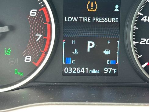 Used 2025 Mitsubishi Eclipse Cross AWD image 15