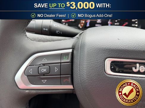 Used 2024 Jeep Compass Latitude AWD/4WD image 29
