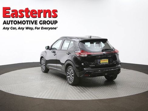Used 2024 Nissan Kicks SR image 64
