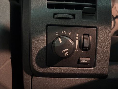 Used 2006 Dodge Ram 3500 Truck SLT w/ Light Group image 28