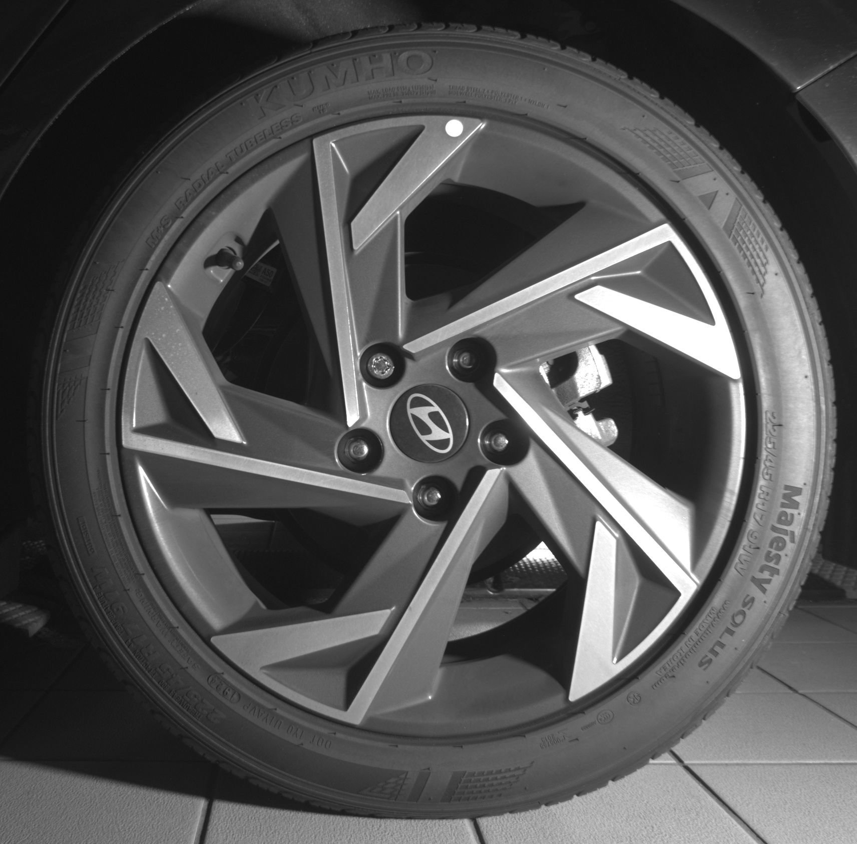 Used 2024 Hyundai Elantra Limited FWD image 31