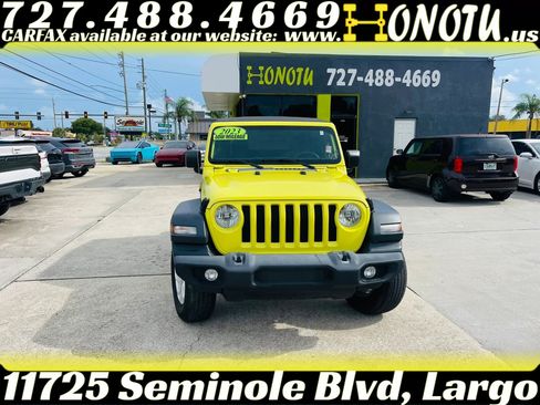 Used 2023 Jeep Wrangler Sport AWD/4WD image 2