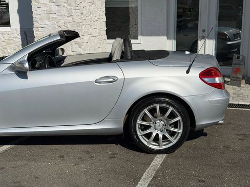 Used 2007 Mercedes-Benz SLK 350 image 10