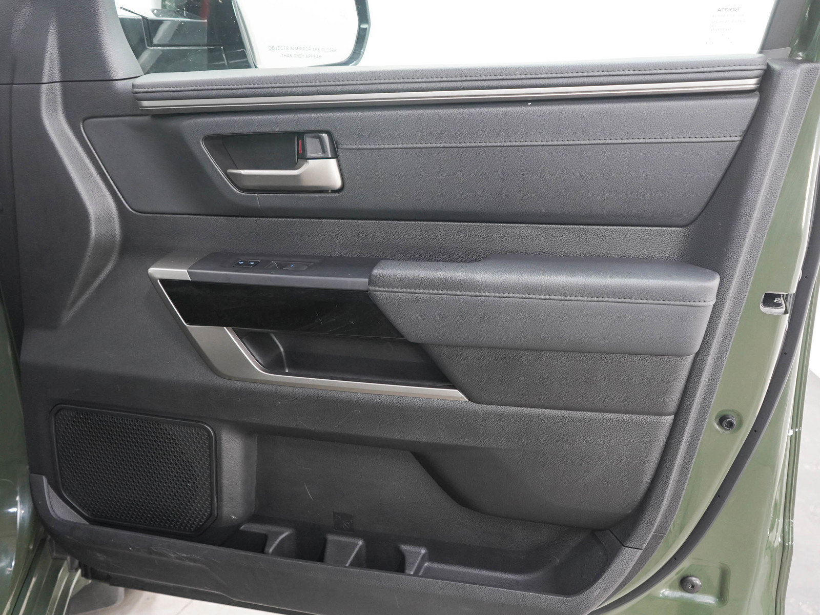 Used 2023 Toyota Tundra Limited AWD/4WD image 13