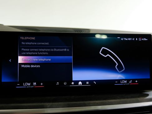 Used 2025 BMW X7 xDrive40i AWD/4WD image 41