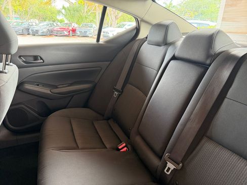Used 2025 Nissan Altima 2.5 SV FWD image 34
