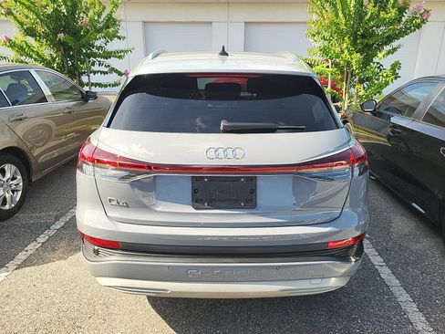 Used 2023 Audi Q4 e-tron Premium Plus RWD image 5