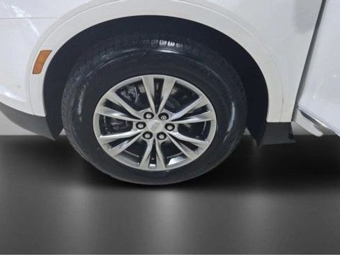 Used 2022 Cadillac XT5 Premium Luxury w/ Technology Package image 18