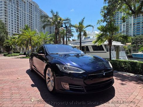 Used 2015 Tesla Model S 85D AWD/4WD image 31