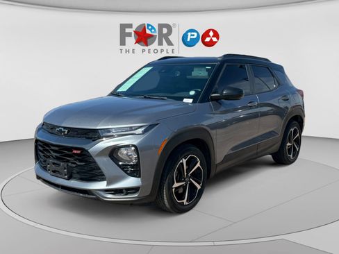 Used 2021 Chevrolet TrailBlazer RS w/ Sun and Liftgate Package FWD image 1