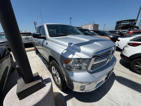 Used 2017 RAM 1500 Big Horn RWD image 3