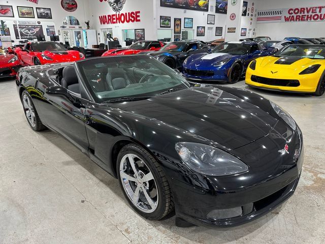 Used 2010 Chevrolet Corvette Convertible w/ Preferred Equipment Group RWD image 29