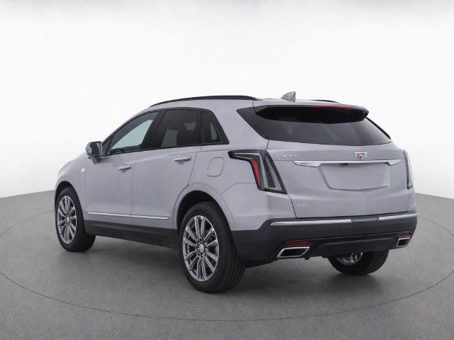 Used 2023 Cadillac XT5 Sportv AWD/4WD image 2