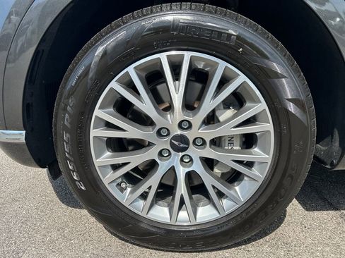 Used 2025 Genesis GV80 AWD 2.5T Standard image 10