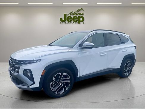 Used 2025 Hyundai Tucson Limited AWD/4WD image 2