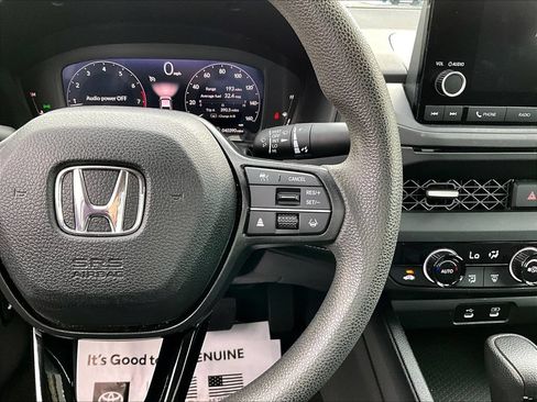 Certified 2023 Honda Accord EX image 12
