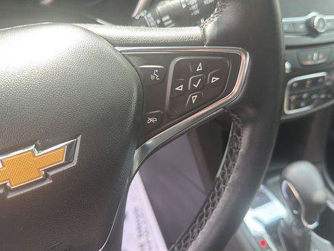 Used 2024 Chevrolet Equinox LT AWD/4WD image 19
