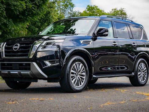 Certified 2023 Nissan Armada SL image 20