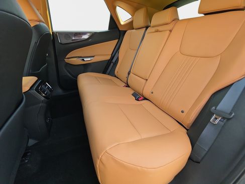 Used 2024 Lexus NX 250 FWD w/ Cold Area Package image 15
