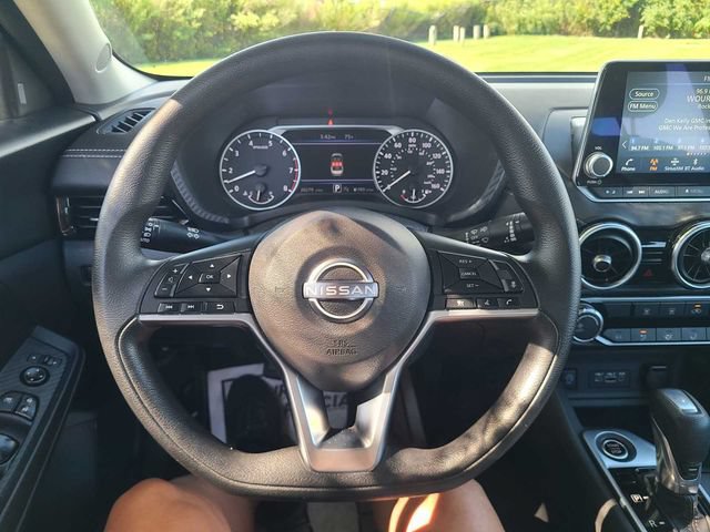 Used 2025 Nissan Sentra SV FWD image 26