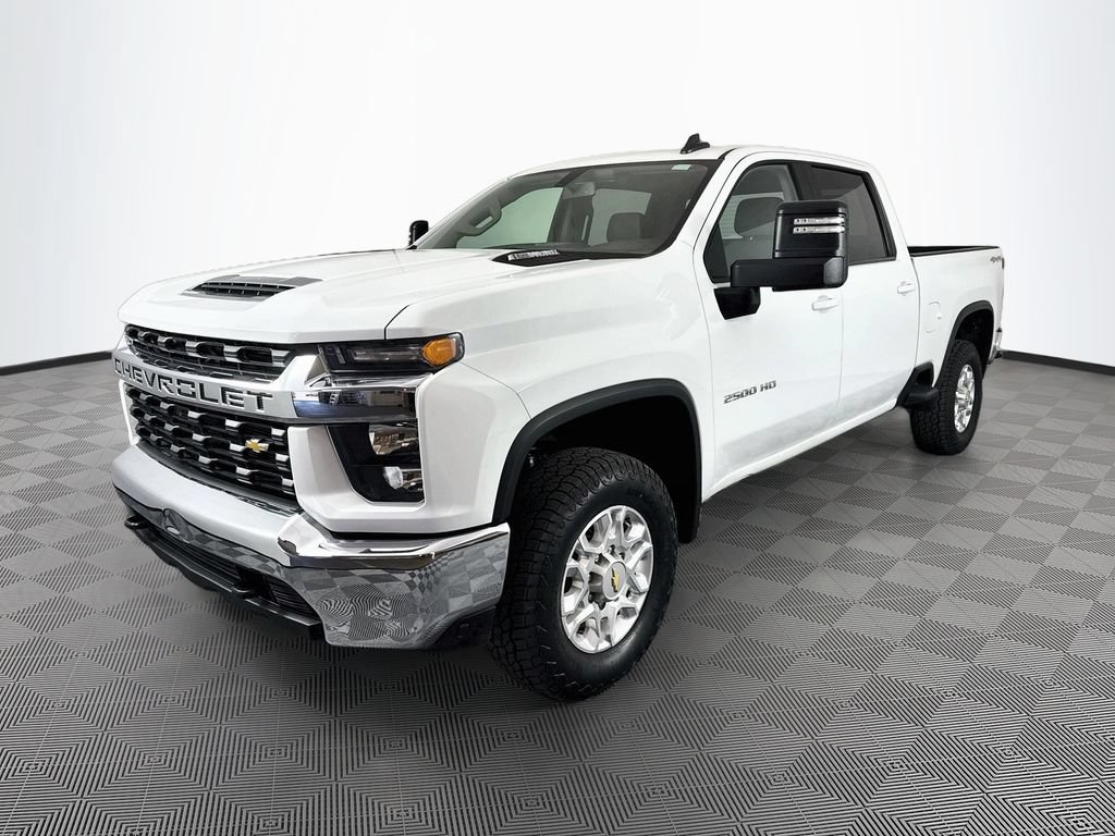 Used 2021 Chevrolet Silverado 2500 LT w/ Fleet Comfort Package AWD/4WD image 3