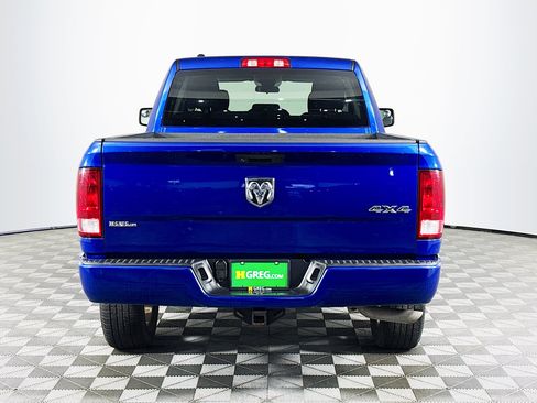 Used 2019 RAM 1500 Express w/ Express Value Package AWD/4WD image 7