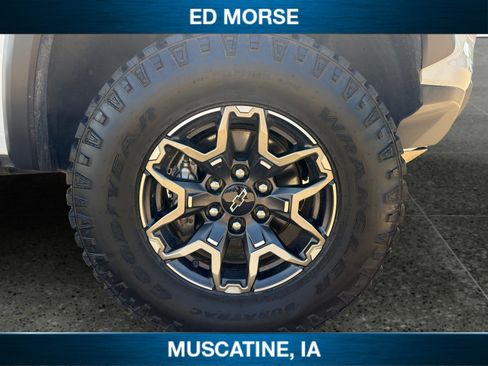 Certified 2024 Chevrolet Colorado ZR2 w/ ZR2 Convenience Package III AWD/4WD image 12
