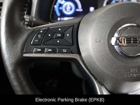 Used 2021 Nissan Leaf SV w/ SV Technology Package FWD image 7