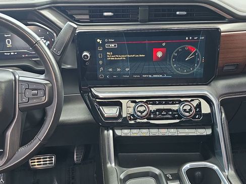 Certified 2024 GMC Sierra 3500 Denali Ultimate image 14