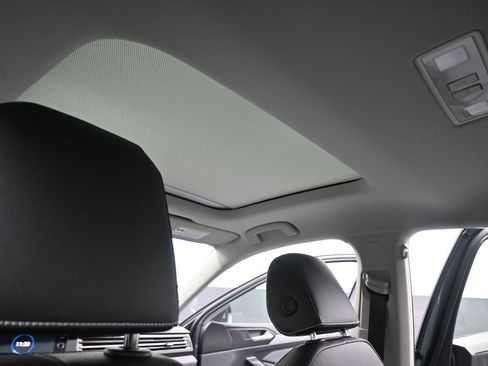 New 2026 Volkswagen Jetta SE image 39