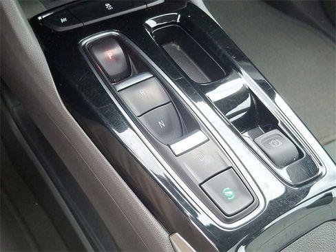 Used 2023 Chevrolet Bolt EUV Premier w/ Sun & Sound Package image 17