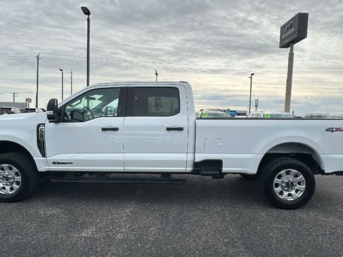 Used 2024 Ford F250 XLT image 10