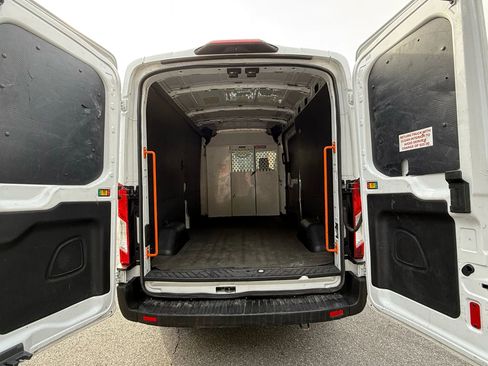 Used 2019 Ford Transit 150 148 Medium Roof image 12