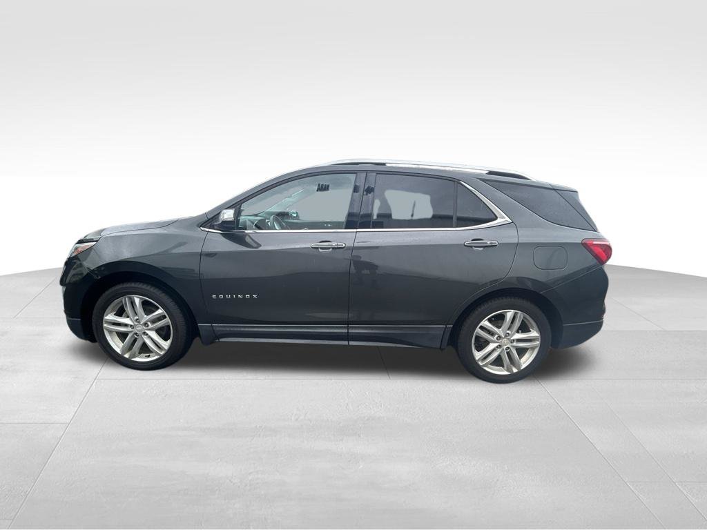 Used 2018 Chevrolet Equinox Premier FWD image 3