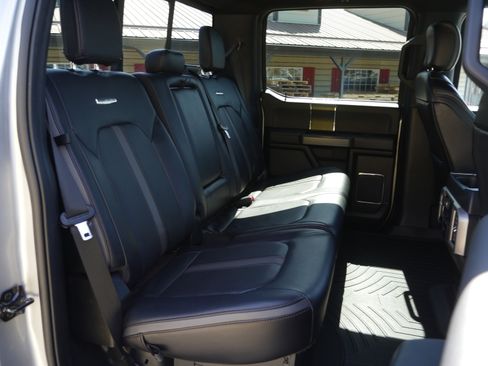 Used 2019 Ford F350 Platinum w/ Platinum Ultimate Package image 32