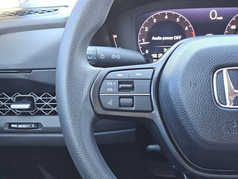 Used 2025 Honda Accord SE image 21