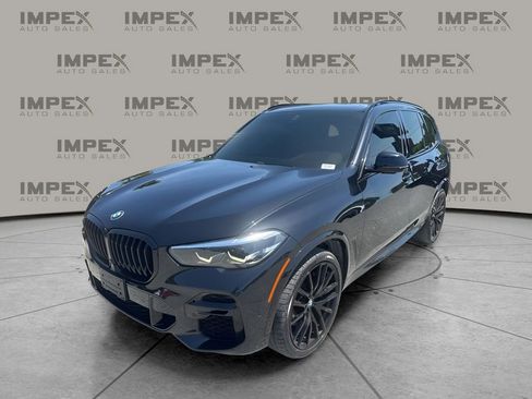 Used 2022 BMW X5 xDrive40i w/ M Sport Package AWD/4WD image 1