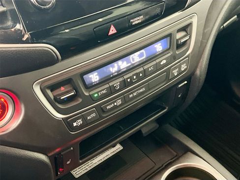 Used 2023 Honda Passport EX-L image 14