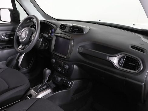 Used 2022 Jeep Renegade Latitude AWD/4WD image 25