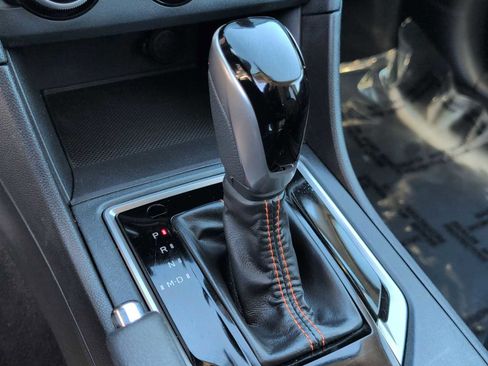 Used 2018 Subaru Crosstrek 2.0i Limited image 29