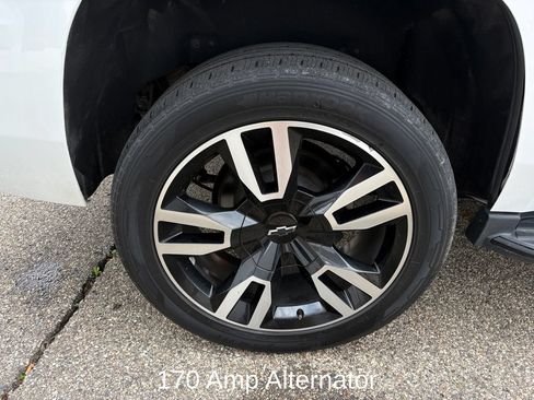 Used 2020 Chevrolet Tahoe Premier w/ RST 6.2L Performance Edition AWD/4WD image 27