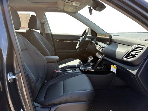 New 2025 Kia Seltos EX w/ EX Sunroof Package image 15