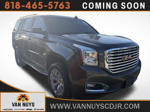 Used 2019 GMC Yukon SLE w/ SLE Value Package image 1