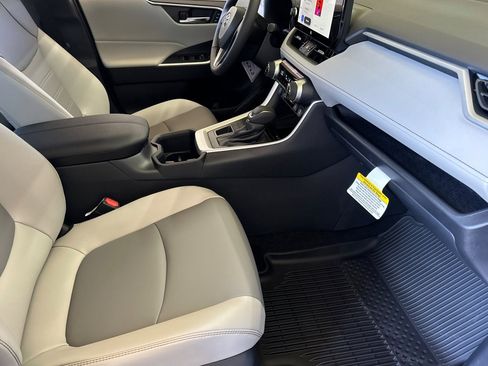 New 2025 Toyota RAV4 XLE Premium image 18