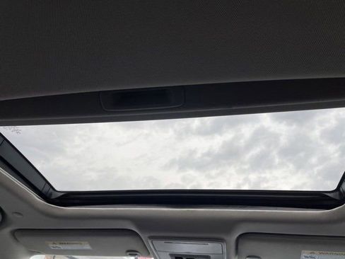 Used 2023 Honda Accord Touring image 15