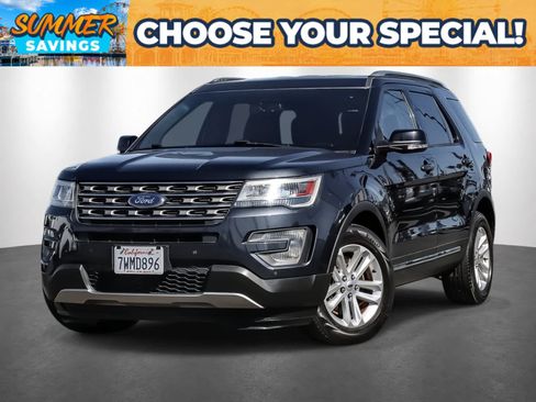 Used 2017 Ford Explorer XLT w/ Equipment Group 202A FWD image 1